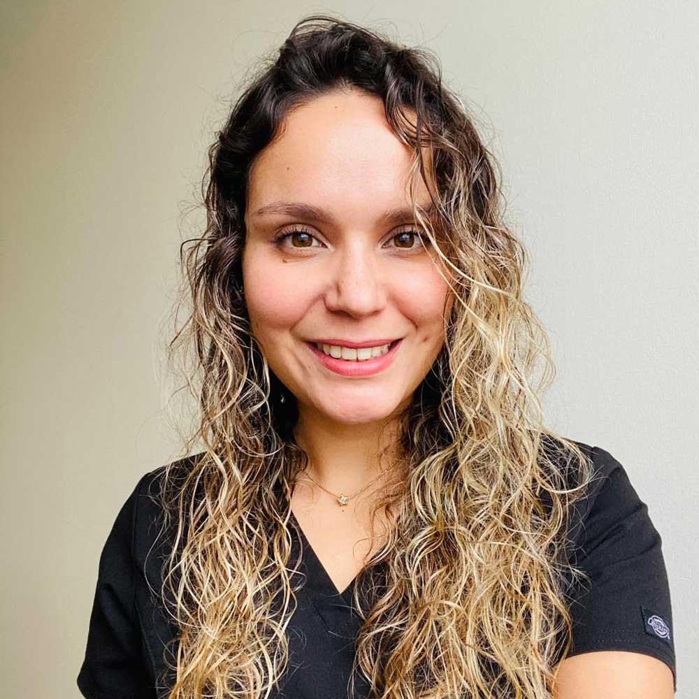 Nicole Lobos Valencia